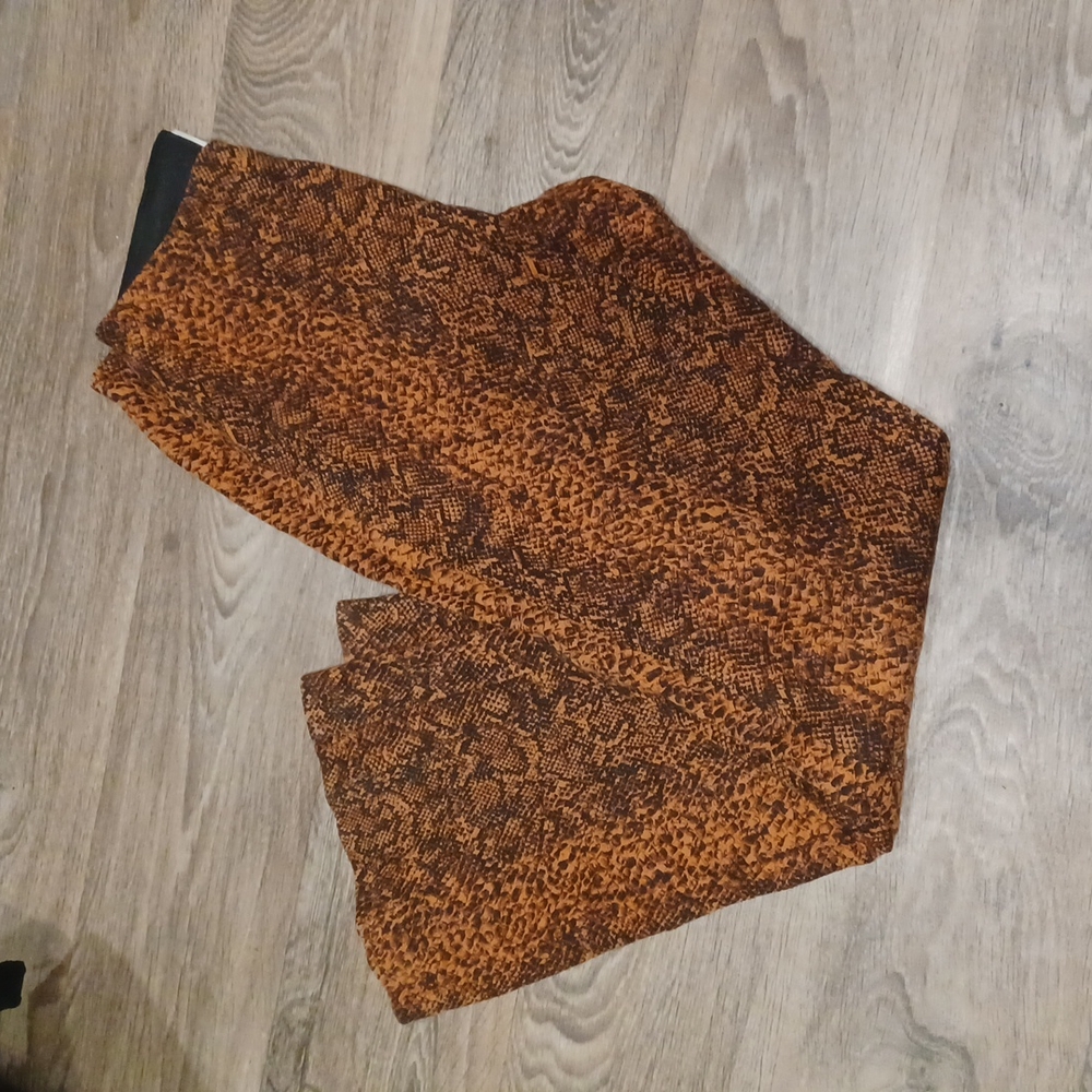 Equestrian Designs Horseback Riding Pants Stretch Wide Bottoms Reptile Print